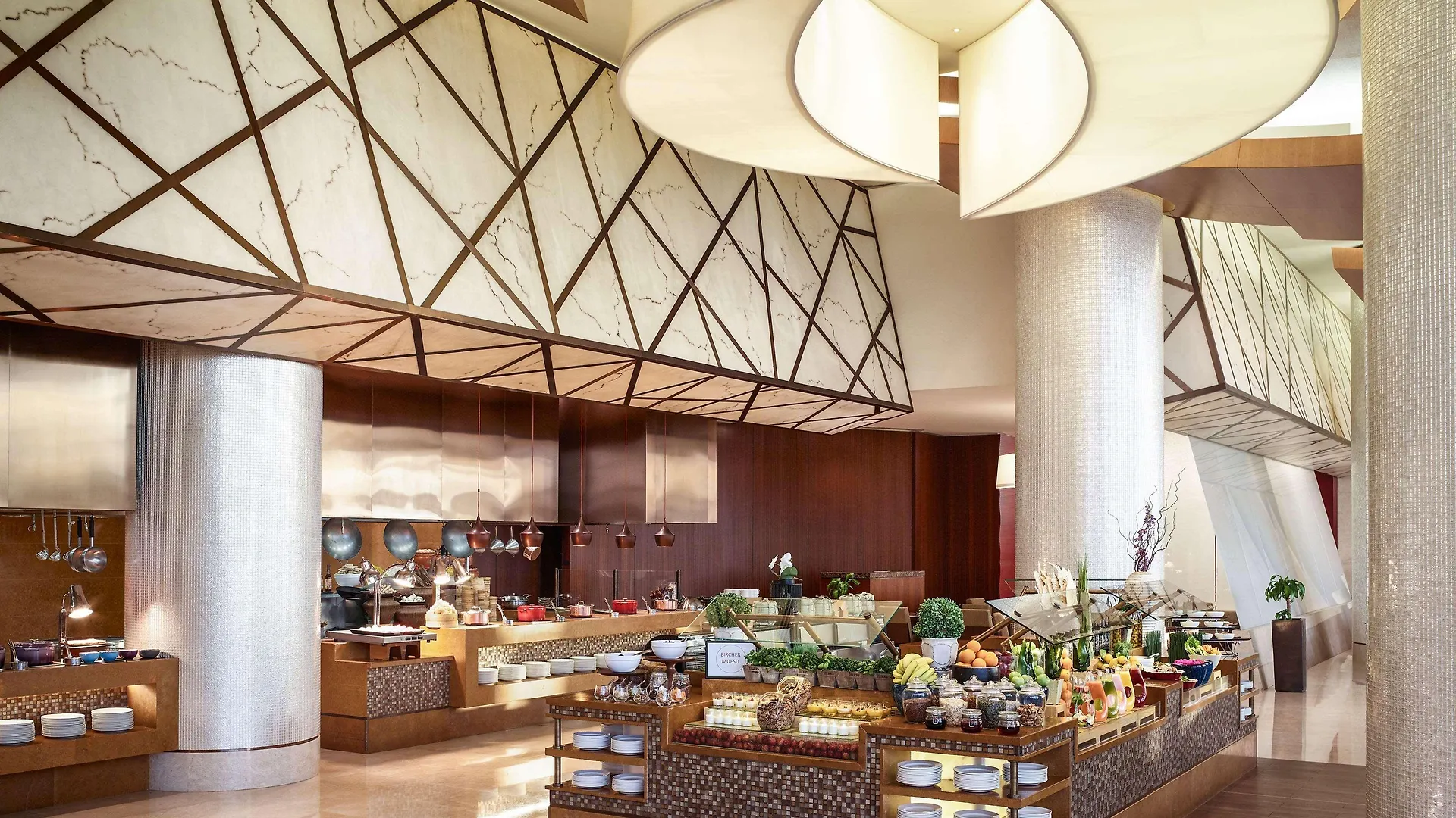***** Апарт-отель Swissotel Living Al Ghurair Dubai - Deira & Creek - Apartments ОАЭ