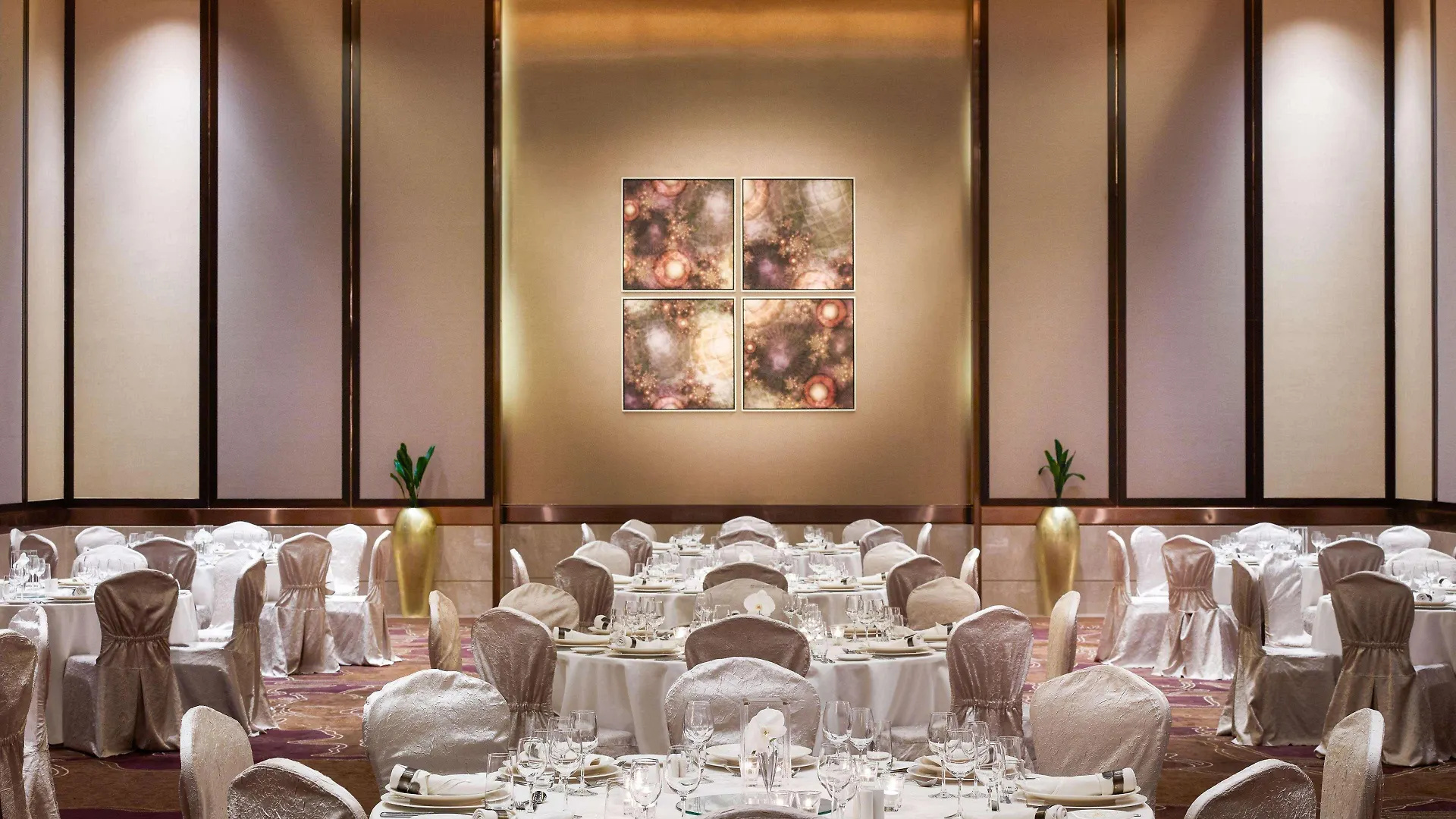 Swissotel Living Al Ghurair Dubai - Deira & Creek - Apartments Aparthotel