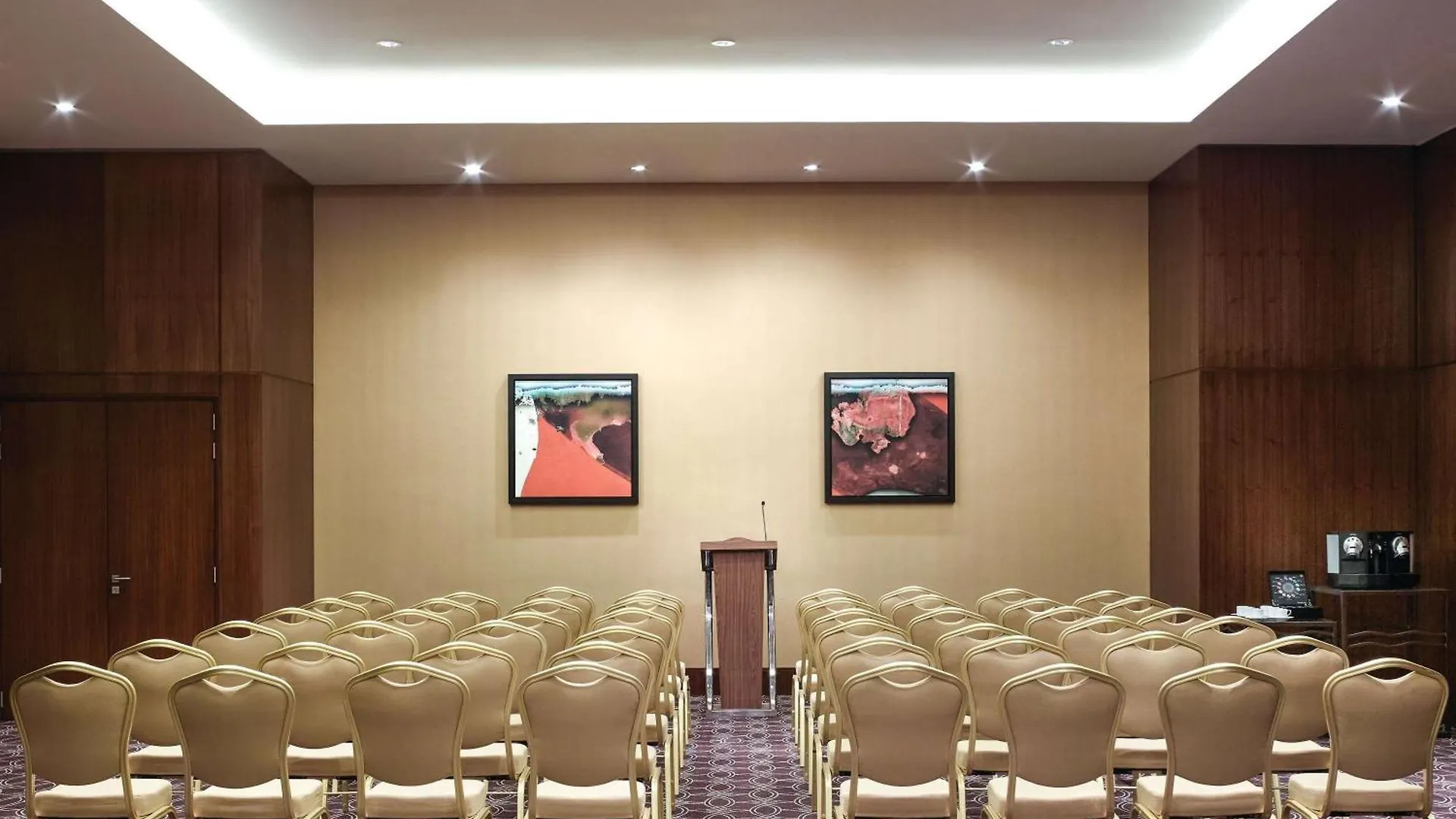 Swissotel Living Al Ghurair Dubai - Deira & Creek - Apartments 5*,